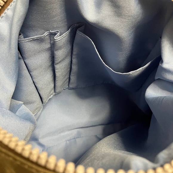 Baggallini Large Zipper 4-Zip Crossbody Travel Bag in Portabello - Picture 5 of 6